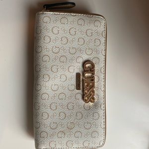 Guess wallet